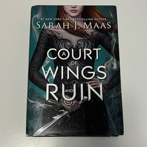 A Court Of Wings And Ruin (Illustrated Limited Edition) by Sarah J Maas